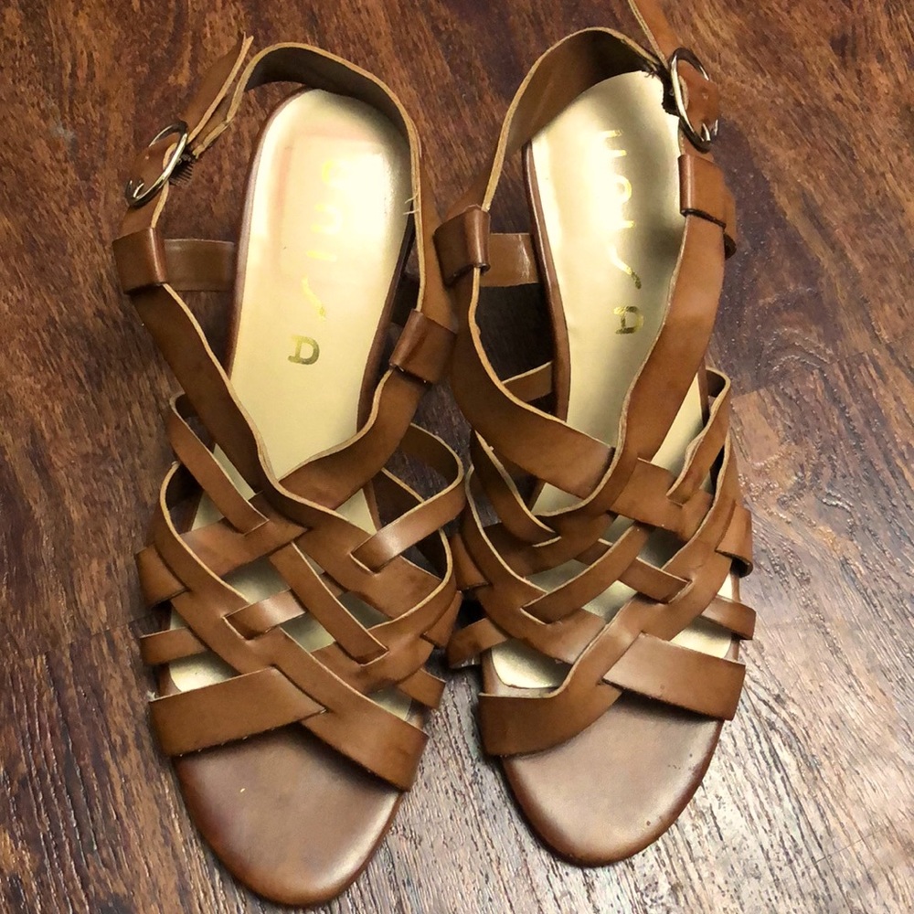 Unisa Brown heels 9 1/2 M